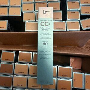 IT Cosmetics CC+ Cream Oil-Free Matte SPF 40 – NEW
